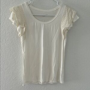 White Blouse T shirt with lace sleeves